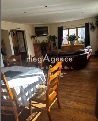  Immeuble  vendre 355 m