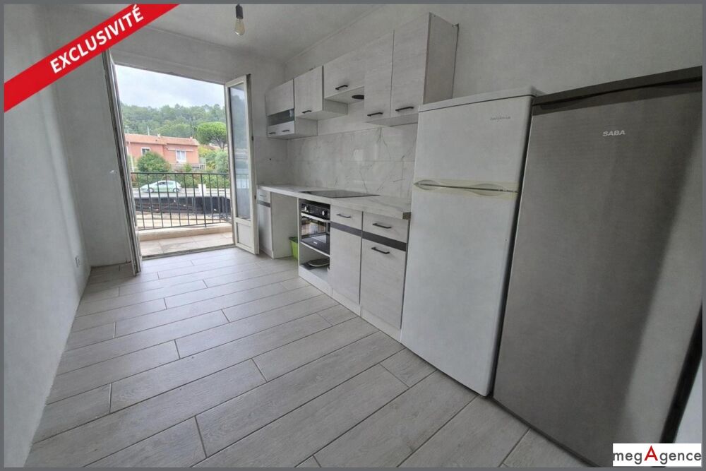 Appartement T3 traversant avec 2 balcons