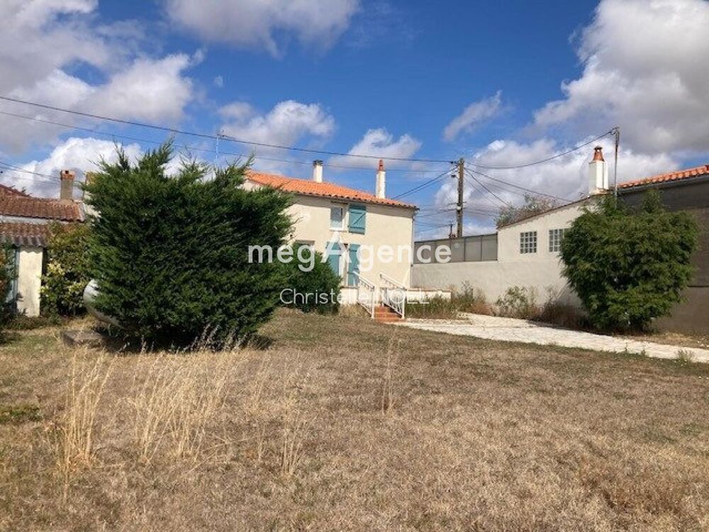 Vente Maison Maison à la campagne,avec 5 chambres,à 20 MNs des plages Triaize