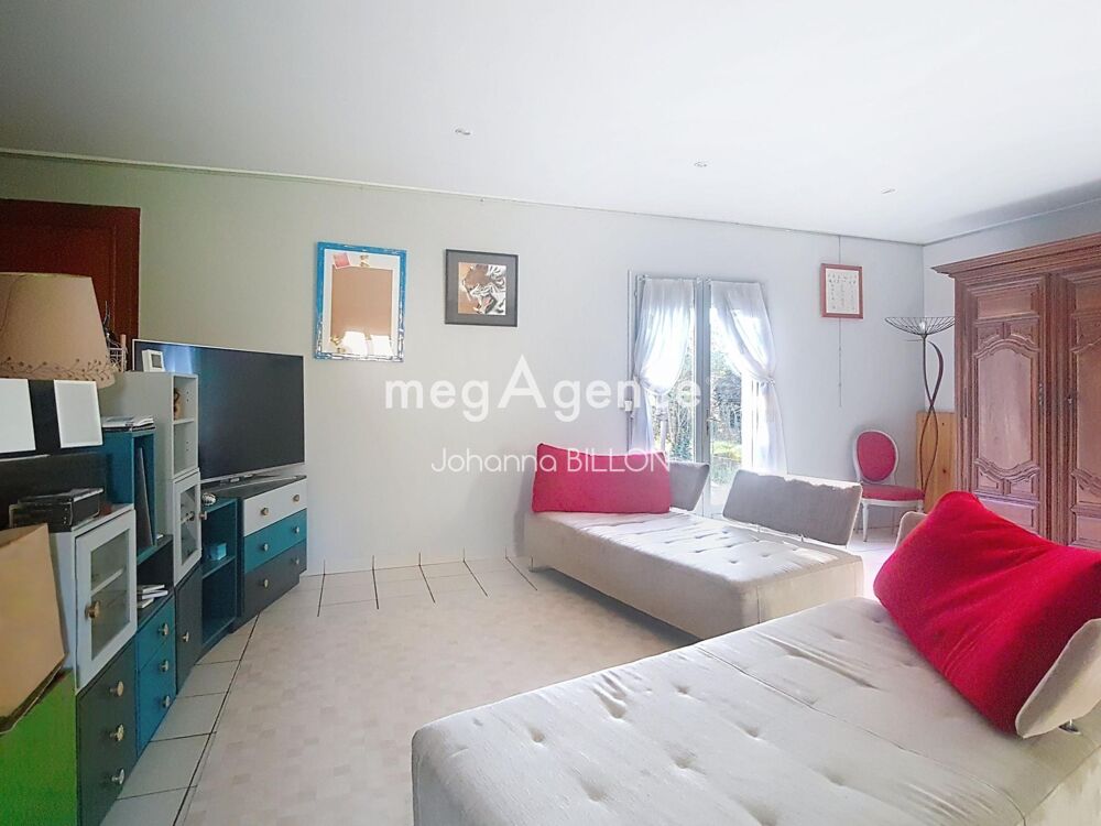 Maison familiale de 140 m² au calme, avec vie de plain-pied et DPE C !!