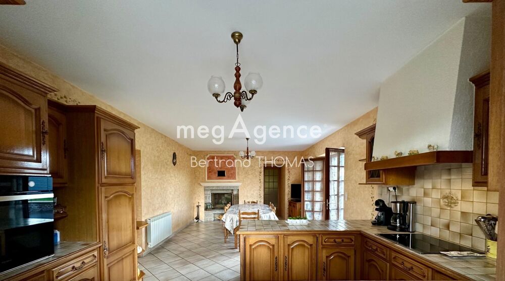 Vente Maison Longére avec dépendances sur 10149 m2 Saint-brice-en-cogles