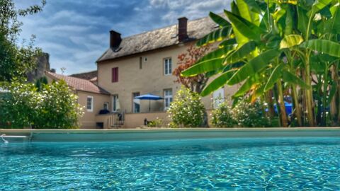   Belle maison avec piscine et chambres d'hôtes Maison - 10 pièce(s) - 238 m²