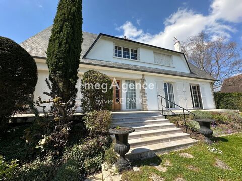   Belle propri�t� sur sous sol total et jardin de 1037m2 Maison - 11 pi�ce(s) - 190 m�