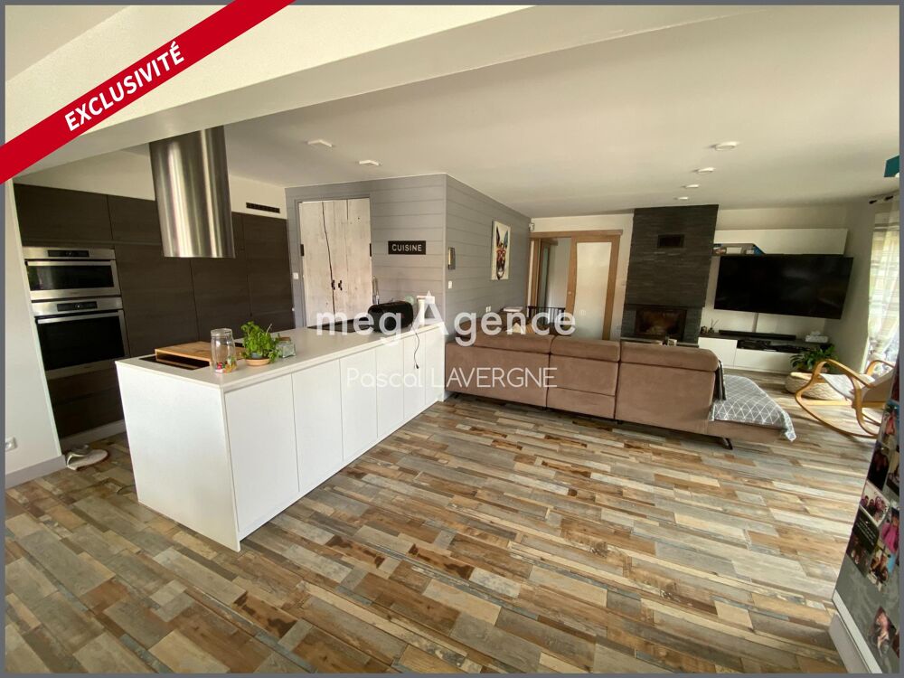Vente Maison Exclusivité megAgence - Maison de plain-pied de 2002 - proximité immédiate du centre-ville de Challans. Challans