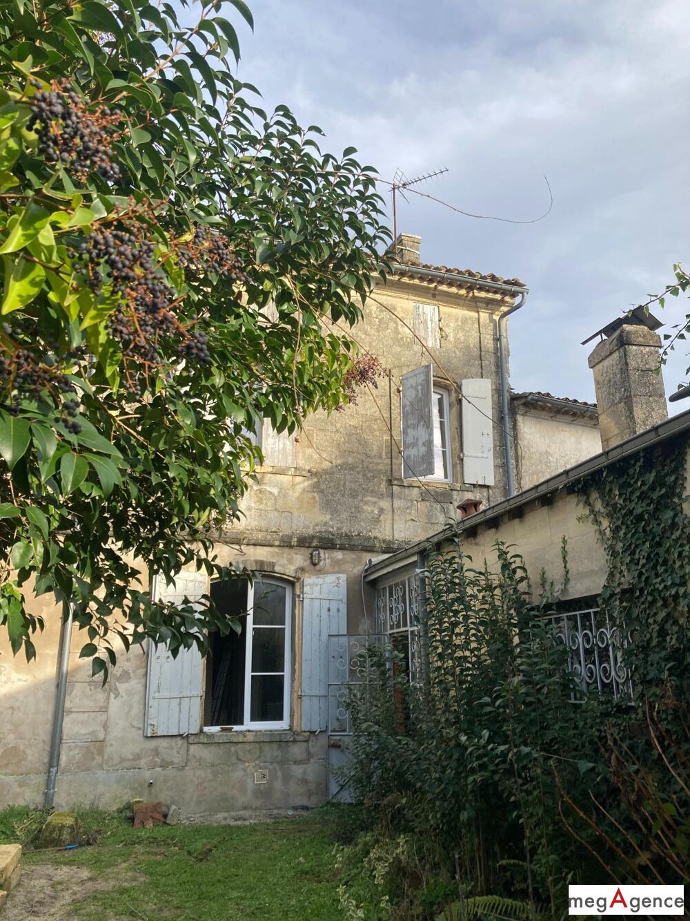 Un bien rare, pour les amoureux de l'ancien et du patrimoine!