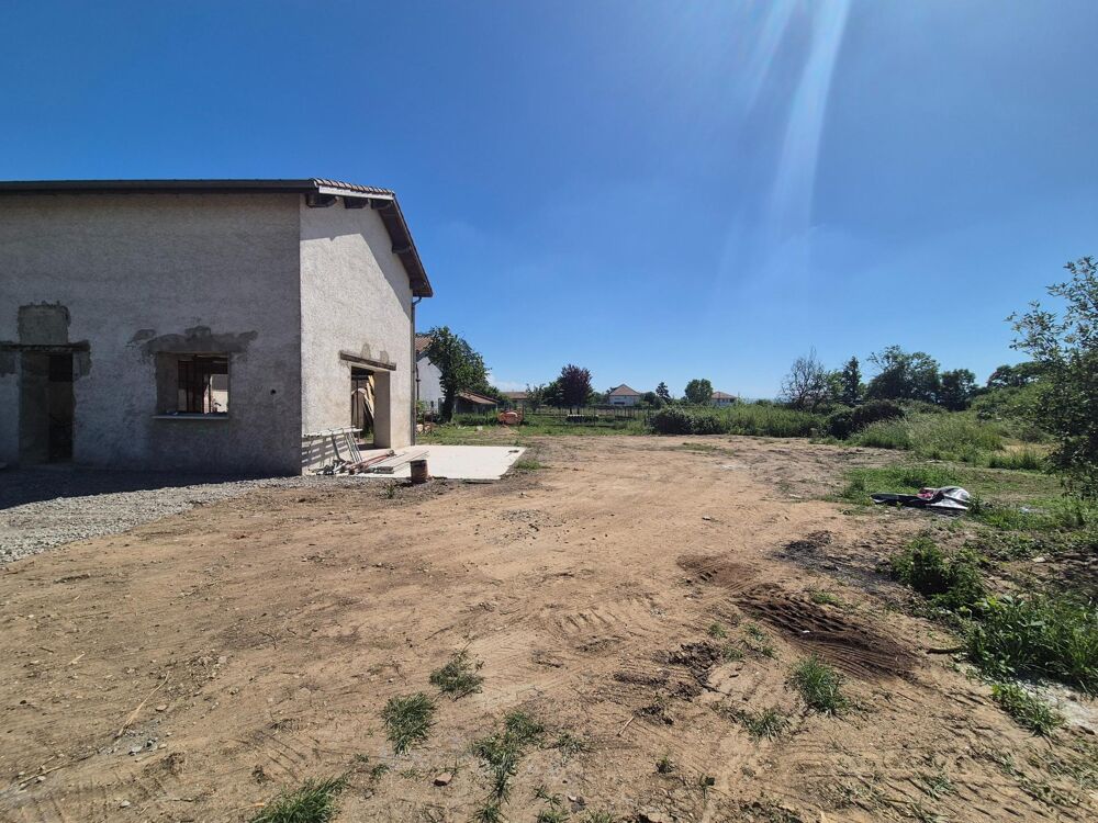 Grange au calme avec terrain privatif de 550m2.