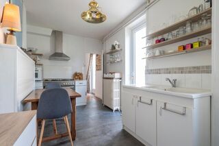  Maison  vendre 5 pices 219 m