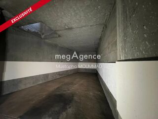  Parking / Garage � vendre 