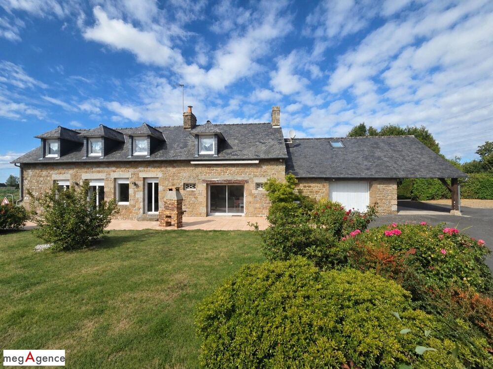 Belle longère en pierre 140m2 - 4 chambres avec dépendances et vaste terrain