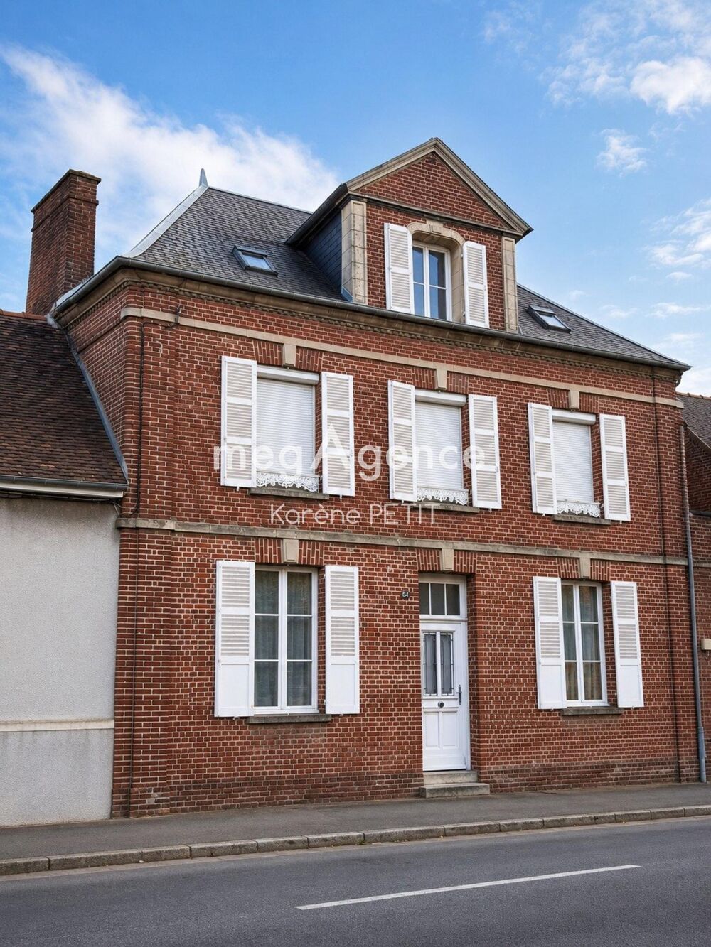 Maison de ville - 200 m² - au coeur de Beauvais !
