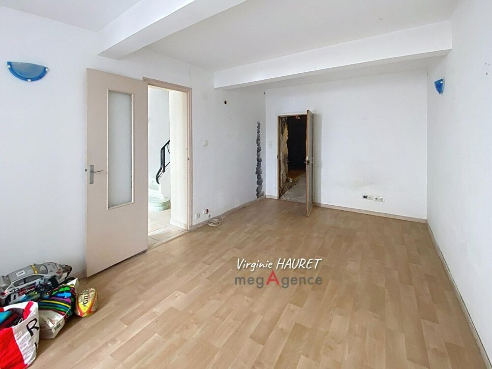 MAISON DE VILLAGE A RENOVER - 80m² - 2 CHAMBRES - CAVE - GRENIER