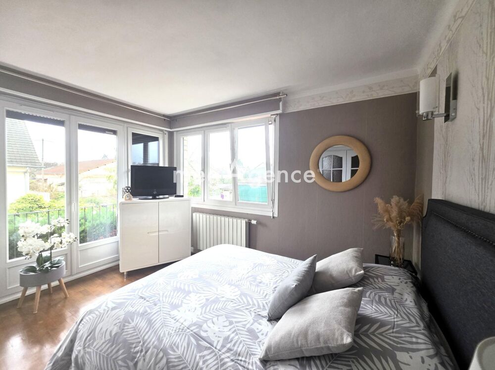 Vente Maison Montfermeil Maison rénovée 120m² 6 pièces terrain 300m² Montfermeil