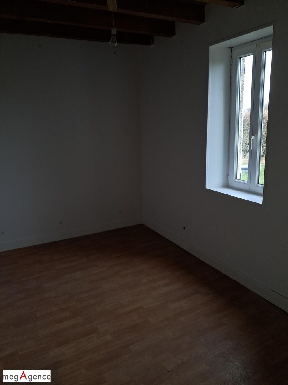 Vente Maison Maison 2 chambres d�pendances sur 3782 m� terrain Perigny