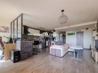  Appartement  vendre 4 pices 82 m