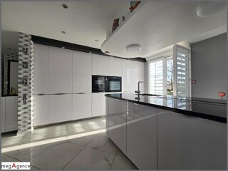  Maison à vendre 8 pièces 237 m²