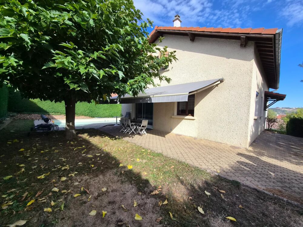Grande maison familiale atypique avec piscine