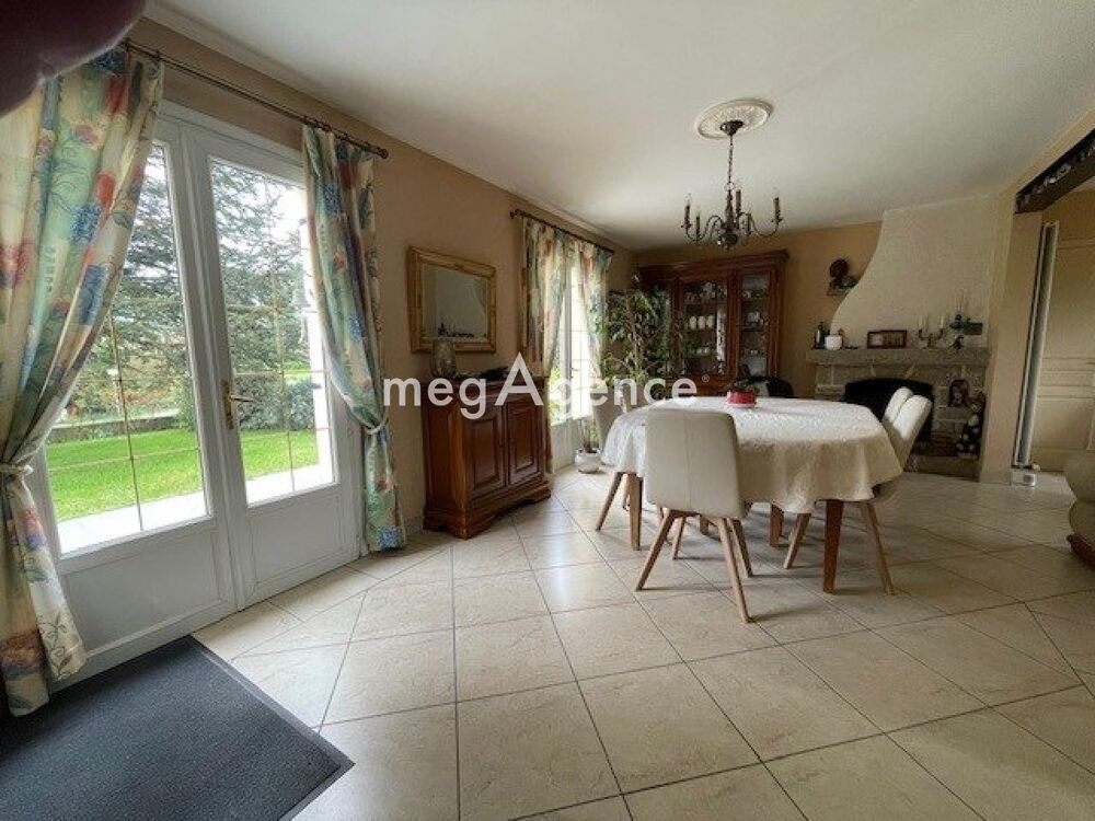 Villa 7 pièces "tout confort" proche mer