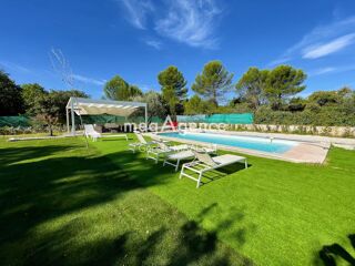  Maison à vendre 10 pièces 309 m²