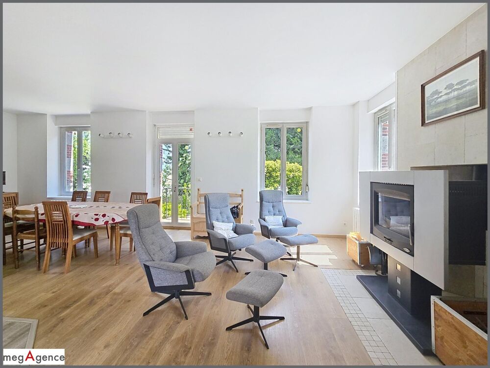 Vente Maison Maison en pierre 124 m², 6 pièces sur 790 m² de terrain Ernee