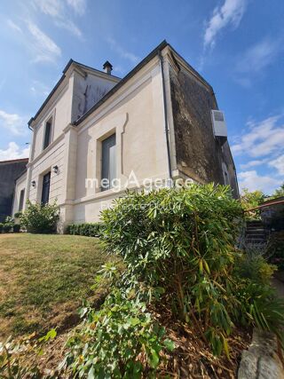  Maison à vendre 8 pièces 216 m²