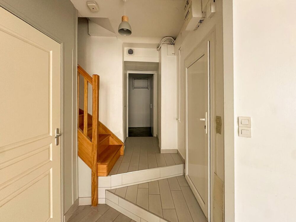 Vente Maison Agréable maison de ville rénovée 71 m2 2 chambres Cholet