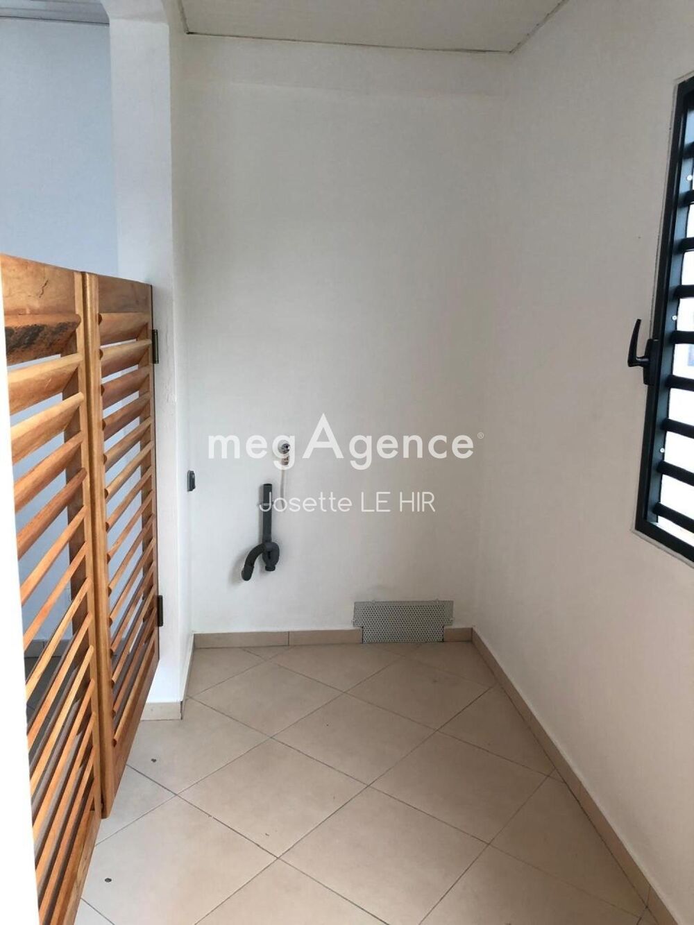 Vente Immeuble Immeuble R+1 / 402 m² Route de Bourda Montabo Cayenne
