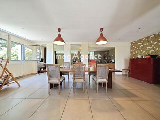  Maison � vendre 15 + pi�ces 360 m�