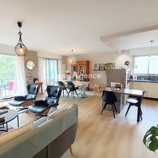  Appartement � vendre 5 pi�ces 97 m�