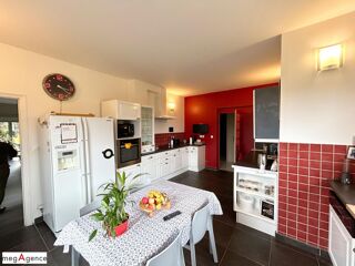  Maison � vendre 8 pi�ces 216 m�