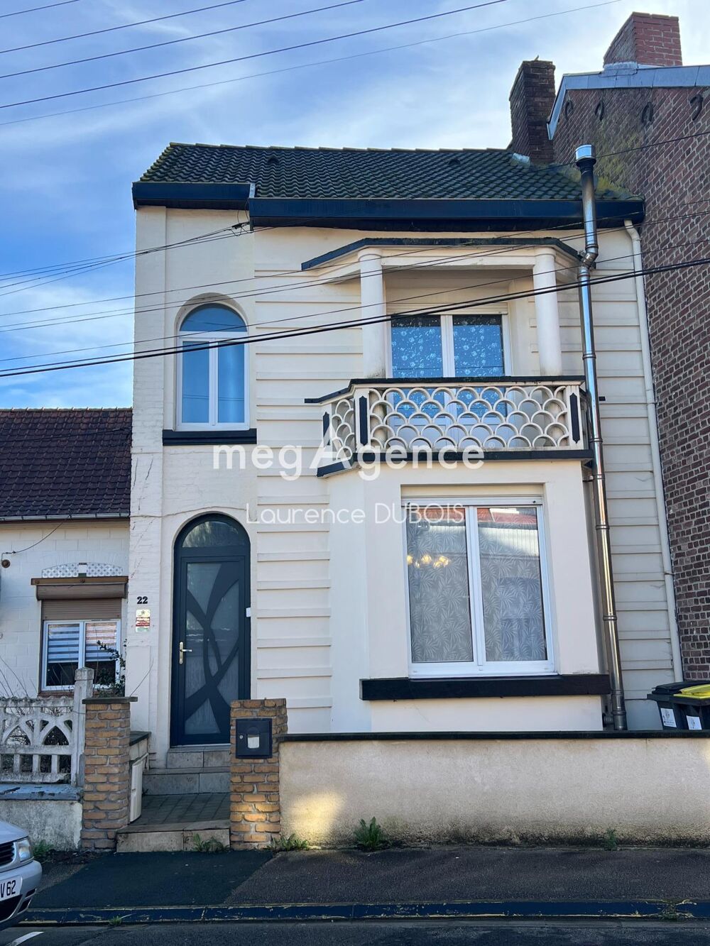Vente Maison Maison de ville de 95 m2, 2 chambres, située dans un quartier calme et proche de toutes commodités saura séduire une famille ou Auchel