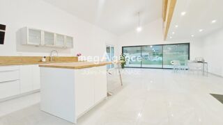  Maison 8 pi�ces 216 m� Sens