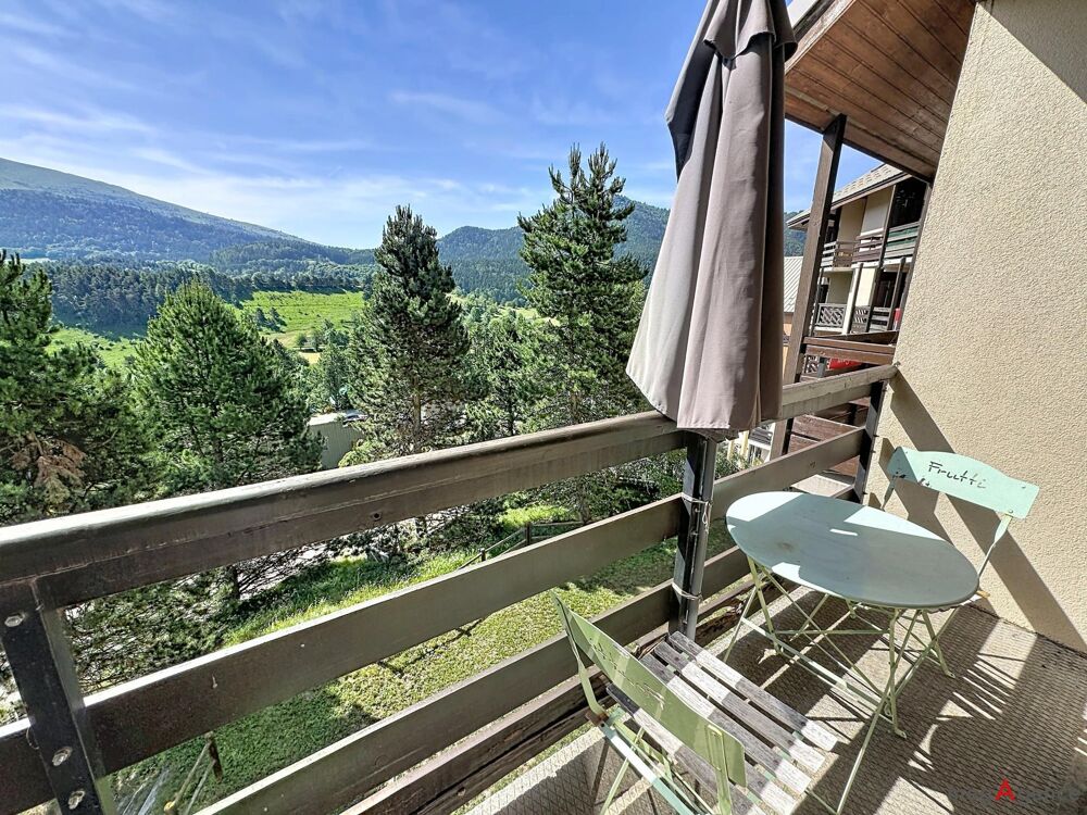 Studio 26 m² au premier étage