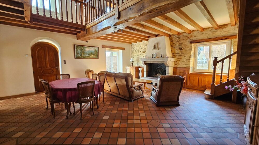 Vente Maison Maison en pierre 4 chambres + terrain 2500m² Saint-pierre-des-nids