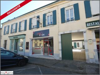  Immeuble � vendre 740 m�