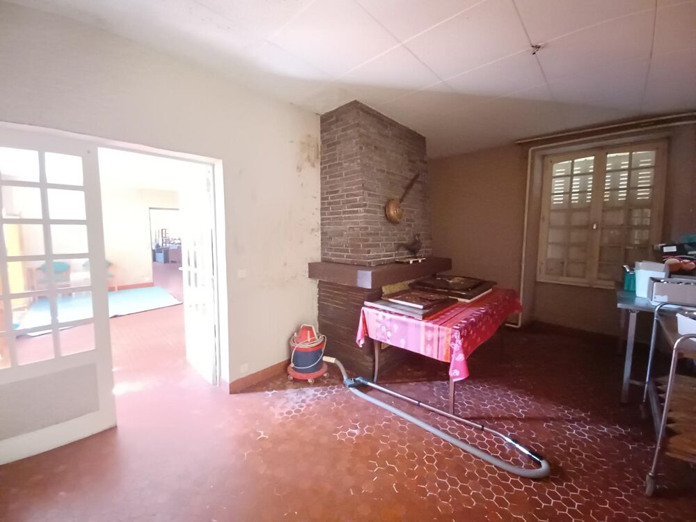 Vente Maison Immeuble divisible en plusieurs lots sur 3700m² La ferte-mace
