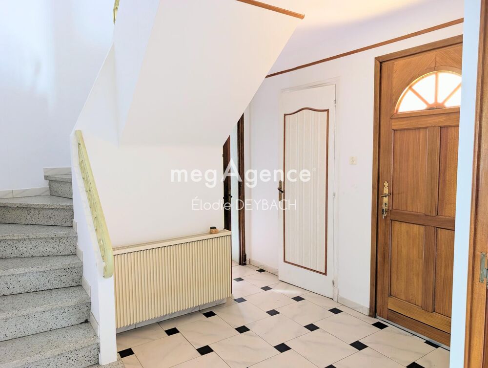 Maison quatre chambres et terrain clos