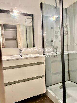  Appartement � vendre 5 pi�ces 86 m�