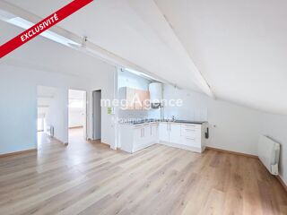  Immeuble � vendre 140 m�
