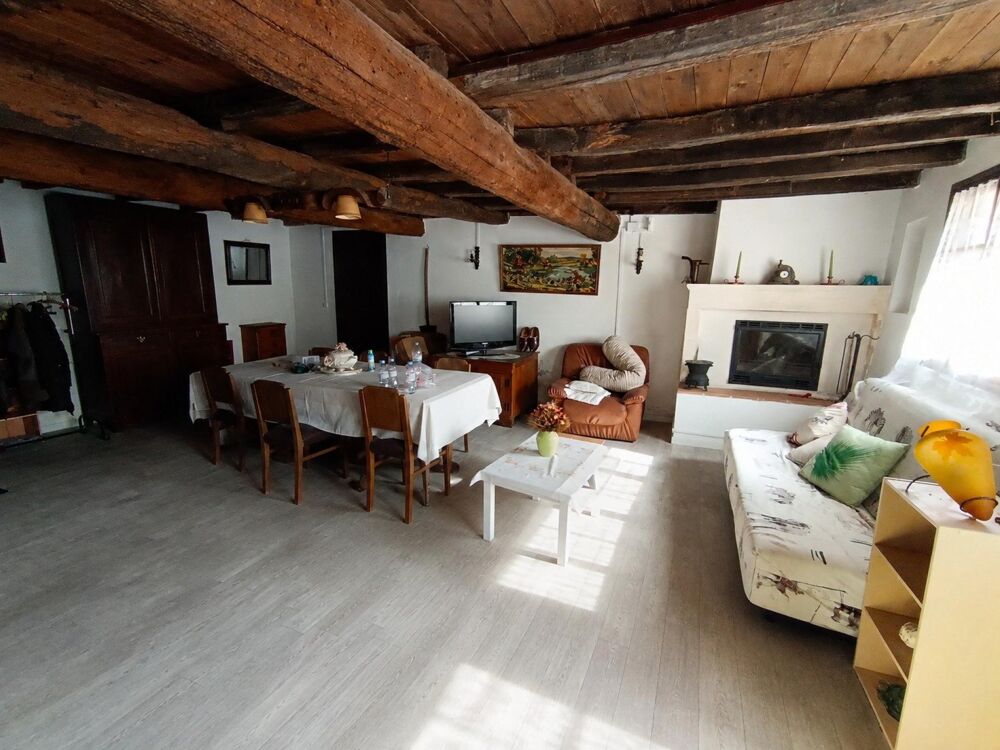 Maison de bourg à fort potentiel