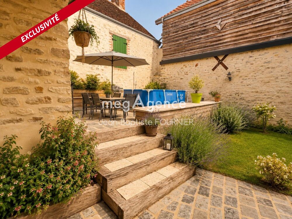 Vente Maison Maison en pierre avec jardin – Hypercentre de Sées Sees