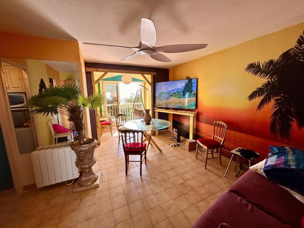 Vente Appartement A VENDRE : Appartement T2 35m2 VUE MER - SAINT AYGULF - 83370 Frejus