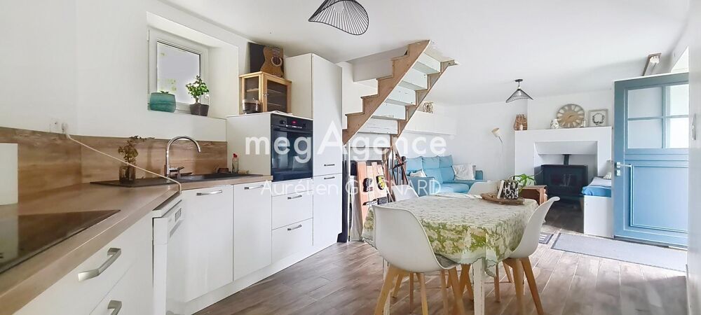 Vente Maison Chaleureuse, 2 Chambres. Bel espace en pelouse avec jardin. Garage / Dépendance LaubreÇais