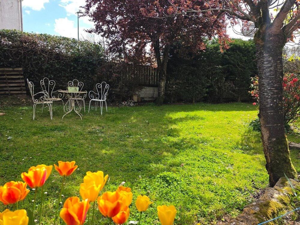 Vente Maison Moutier-sur-le-Lay maison en pierres de 170 m² sur terrain clos de 808 m² Moutiers-sur-le-lay
