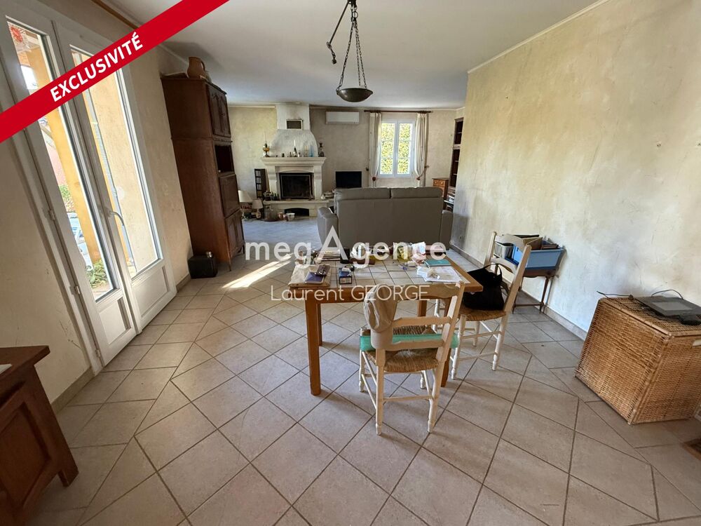 VILLA PLAIN-PIED 3 CHAMBRES-PISCINE-GARAGE DOUBLE