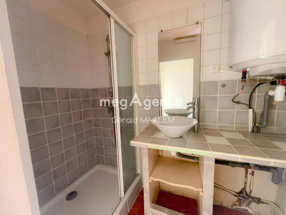 Vente Appartement Appartement de 17m² à rafraichir à Roquebrune-sur-Argens Roquebrune-sur-argens