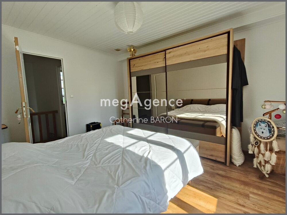 Maison en pierre 190m2 - 3 chambres - bureau - Jardin