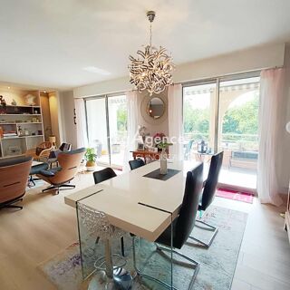  Appartement � vendre 5 pi�ces 97 m�