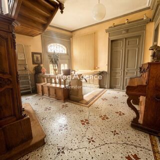  Maison à vendre 8 pièces 262 m²