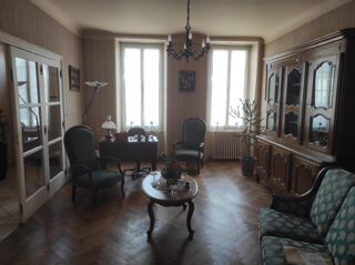  Maison � vendre 8 pi�ces 309 m�