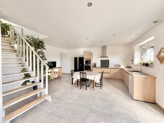  Maison à vendre 5 pièces 164 m²